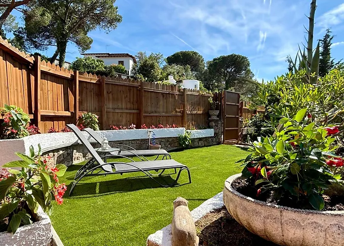 Cala Canyelles Holidays Apartments