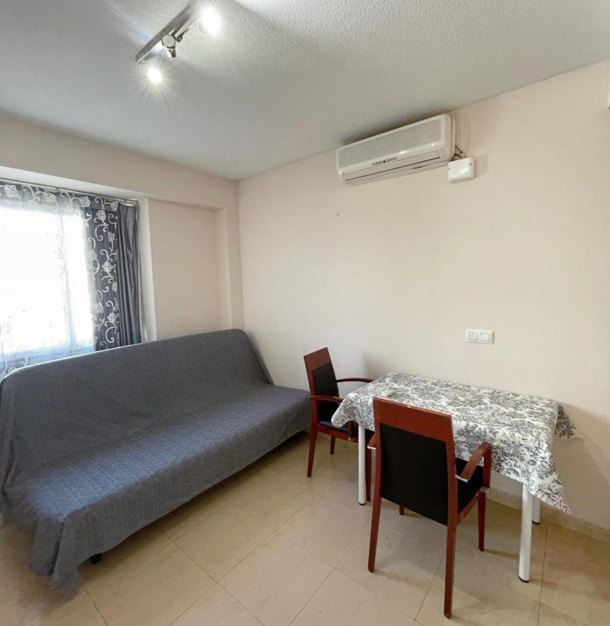 Royal Aparthotel 2*