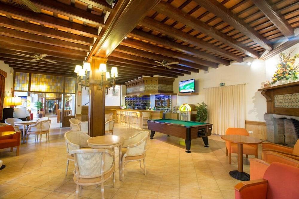 Hotel La Carolina