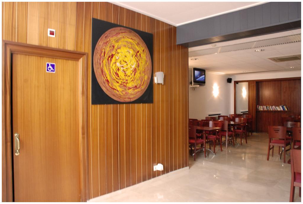 Armonia Hotel *