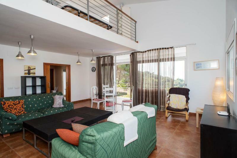 Yaco Villa Lloret de Mar