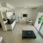 Superbe Appartement , Tout Confort, 40 M2 + 10 M2 Terrasse