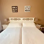 Hotel Carbonell