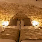 Bravissimo Placa Del Vi, Design Penthouse