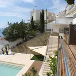 Agi Rodas Apartments