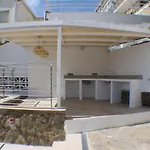 Agi Rodas Apartments