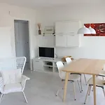Beautiful Apartment In Front Of Beach, Pool, View