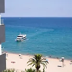 Apartamento Séptimo cielo primera línea de mar
