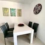 Acogedor apartamento con piscina en tamariu