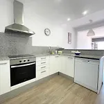 Apartamento Familiar En Canyelles