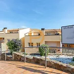 Apartamento Sun Village con vistas al Golfo de Rosas y a la Sierra Verdera