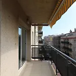 Apartamento esquinero en Palamós