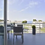 Magnifico Apartamento Renovado En Primera Linea De Playa Con Terraza, Piscina Y Parking, Roses - Es-228-109