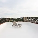 Penthouse With A 80M2 Terrace Near The Beach