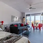 Estudio En 1ª Linea Con Vistas Al Puerto Deportivo By Insidehome