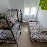 Apartamento En Roses, A 2 Minutos A Pie De Playa