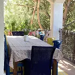 Cosy Apartment With Swimming Pool And Spacious Private Terrace