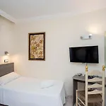 Habitacions Villa Cristina