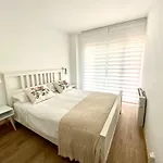 Apartamento Con 3 Habitaciones, Terraza Y Jardin Comunitario Con Piscina En Sant Antoni De Calonge