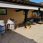 Villa Costera B&B