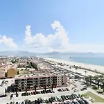 Apartament Estilos I Renovat A Primera Linia, Amb Vistes Privilegiades!