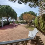 Apartamento Con Piscina Junto A La Playa