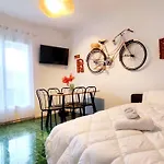 The Room - Apartment In Lloret