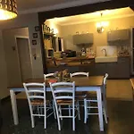 Jolie Maison Catalane Chaleureuse Et Confortable