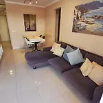 Apartment Grecia 200 Meter From Beach Lestartit