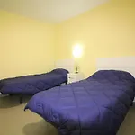 Apartamento Reformado Con Vista Al Mar, 20M De La Playa, A.A., Garaje, En Centro De Roses - Es-258-12