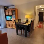 Apartamento En Planta Baja Con Piscina, A 600M De Playa Y Centro En L\'Estartit - Es-323-39
