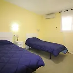 Apartamento Reformado Con Vista Al Mar, 20M De La Playa, A.A., Garaje, En Centro De Roses - Es-258-12