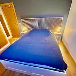 Superbe appartement rénové, résidence avec piscine