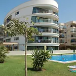 Apartamento En Roses: Frente Al Mar, Terraza, Piscina, Aire Acondicionado Y Wifi - Es-228-103