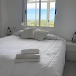 Precioso apartamento con piscina.