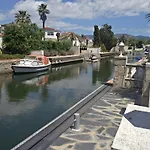 Villa Amb Amarre I Jardi
