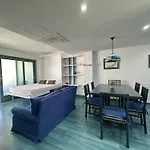 Agi Avenida Apartments