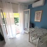 Apartamento Centrico En Empuriabrava, A 600M De La Playa, Con Balcon Y Aire Acondicionado. - Es-228-188