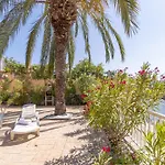 Jouvacations Villa 2 Freser
