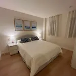 Apartamento Para 8 Personas Con Parking, Muy Cerca De La Playa