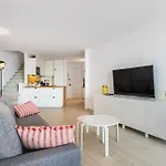 Apartamento Frente Al Canal Con Terraza