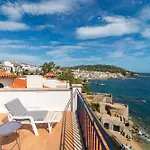 Precioso apartamento en primera línea de mar en Calella de Palafrugell
