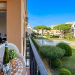 Charming Apartment Near Beach