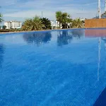 Precioso Piso Con Vista Al Canal Y Piscina En Roses