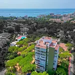 An Apartment With An Ocean View