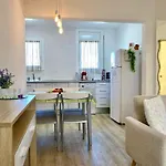 Apartment Aquarius By Interhome