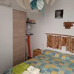 Mari, Comparto El Piso