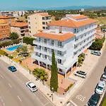 Bay Hotel
