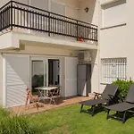 Apartament Amb Piscina I Aparcament - Baixos Amb Jardinet