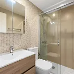 Apartamento Con Piscina Y Terraza Cerca Del Mar